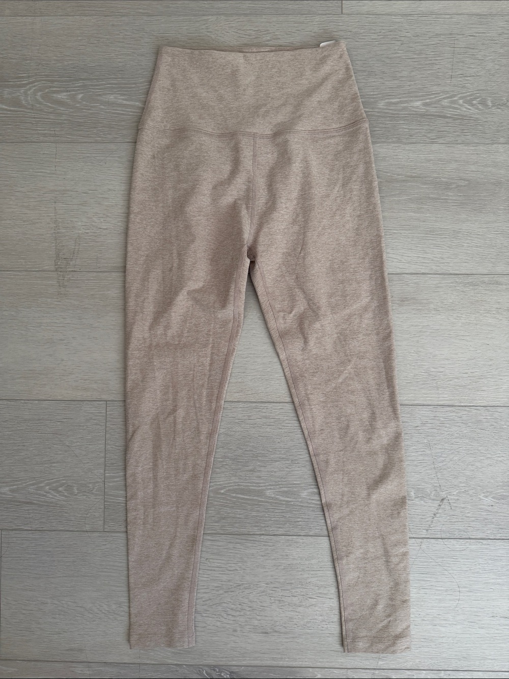 Brand new Beyond Yoga Leggings in dusty mauve